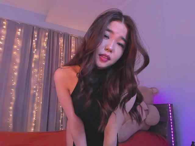 Dollyiaa webcam