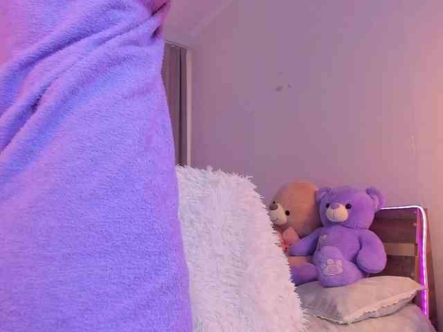 Dollyiaa webcam