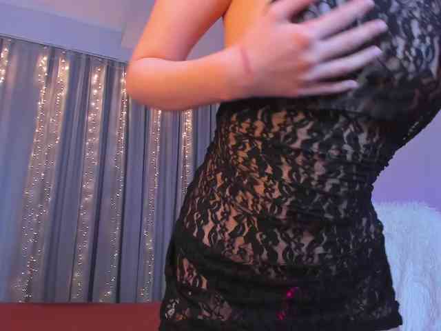 Dollyiaa webcam