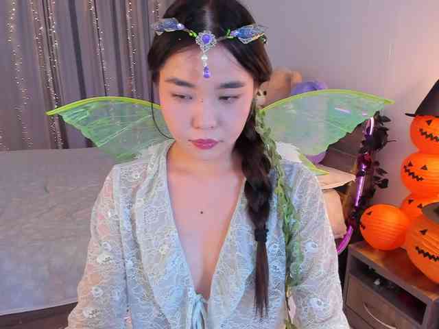 Dollyiaa webcam
