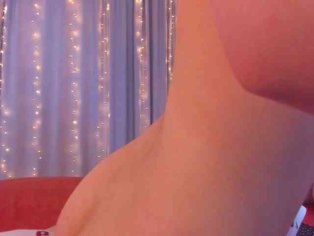 Dollyiaa webcam