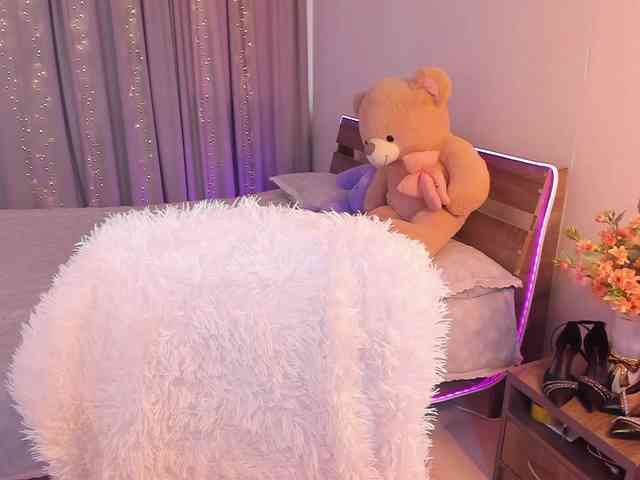 Dollyiaa Sex Cam Show