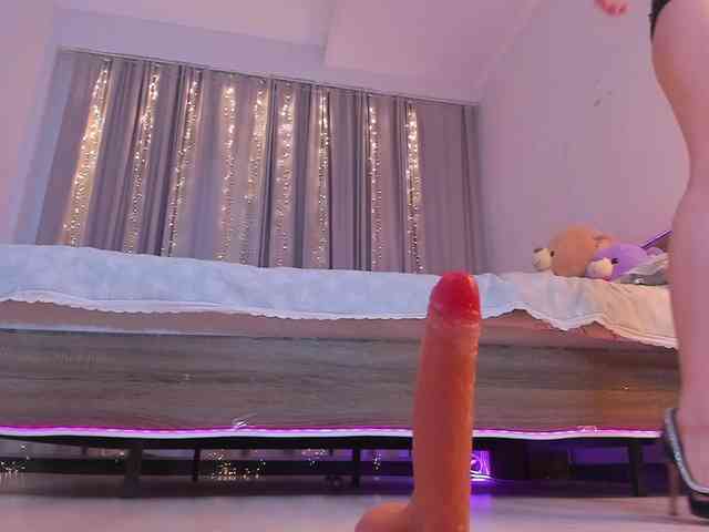 Dollyiaa Sex Cam Show