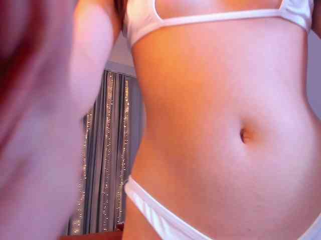 Dollyiaa Live Webcam on BongaCams