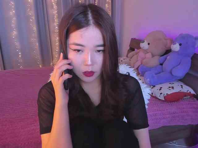 Dollyiaa webcam
