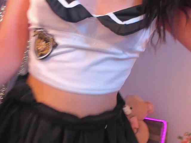 Dollyiaa webcam