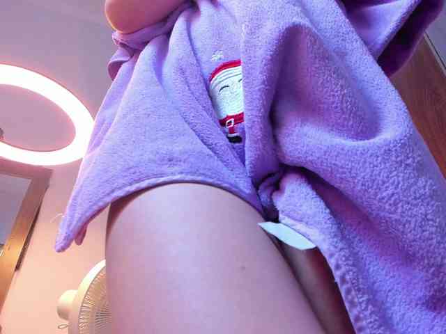 Dollyiaa webcam