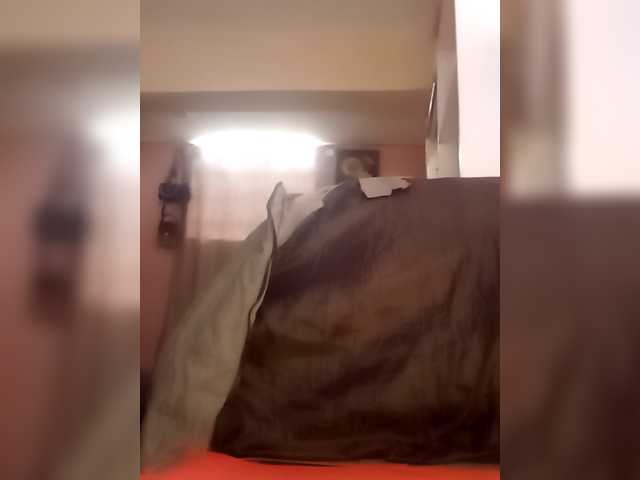 Petite-mpenzi live cam on BongaCams