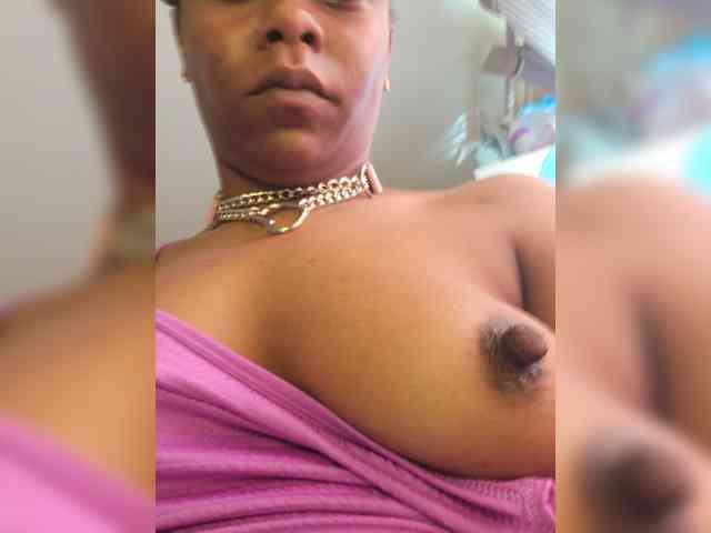 Petite-mpenzi webcam
