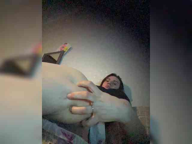 HotMatreshka webcam