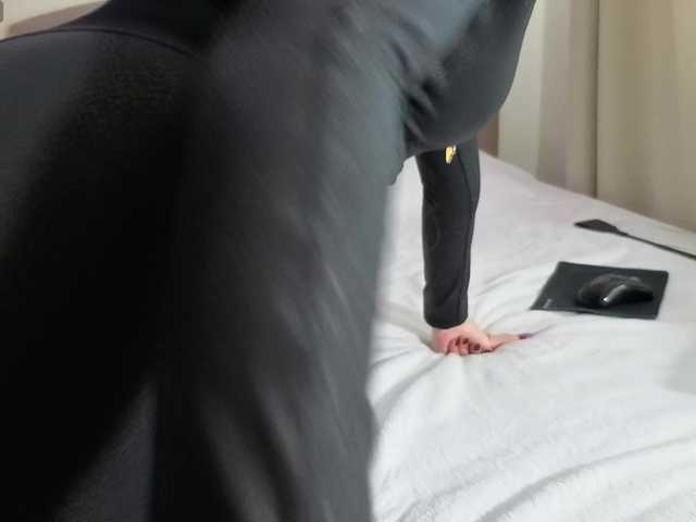 Alenaa's BongaCams show and profile