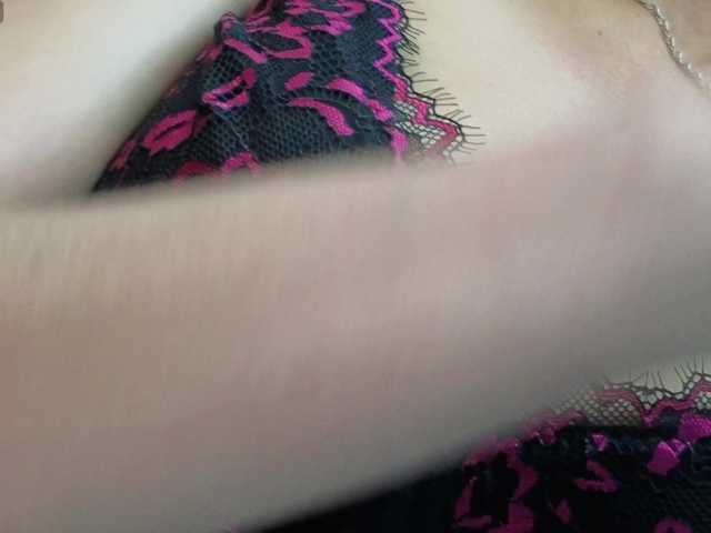 alenaa cam belle