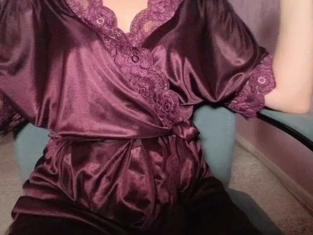 Alenaa live cam on BongaCams