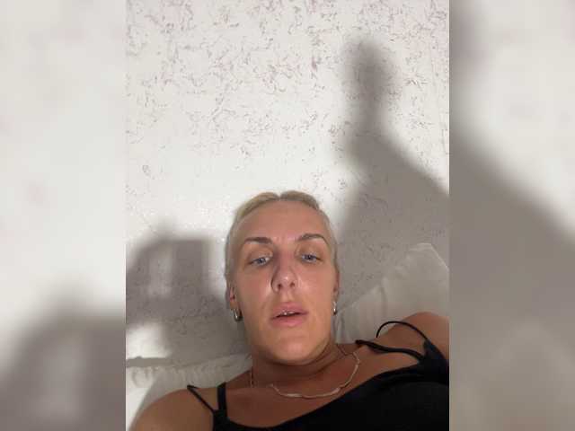 Alenaa live webcam show