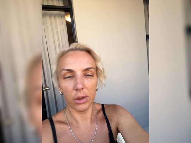 Alenaa live webcam show