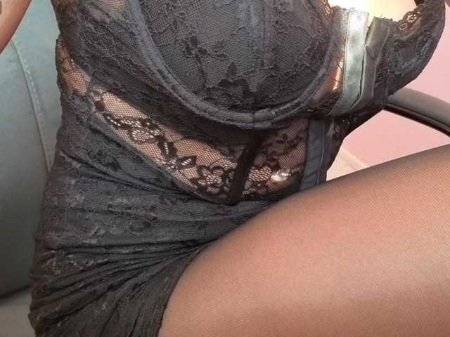 LadyMariaNylons