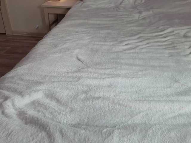 Alenaa's BongaCams show and profile