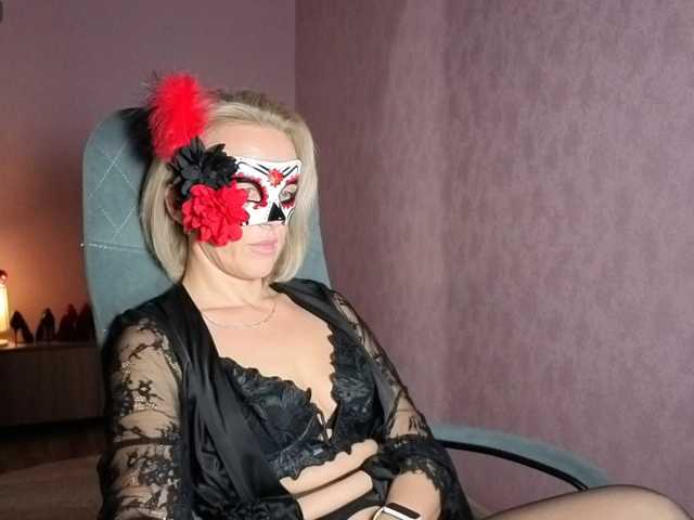 LadyMariaNylons
