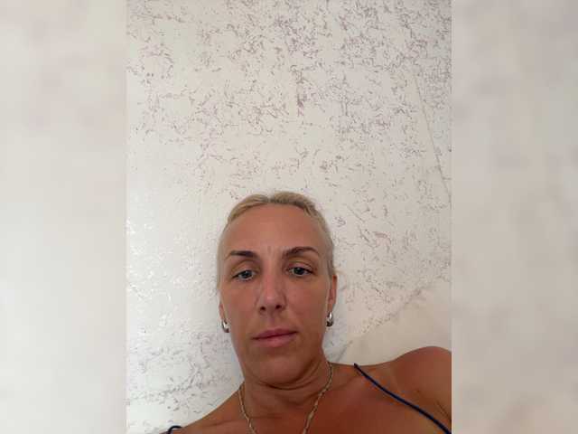 Alenaa прямой эфир на BongaCams