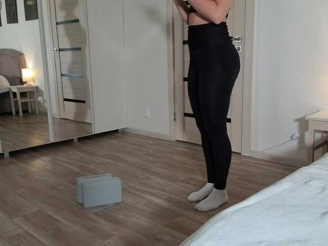 Alenaa live cam on BongaCams