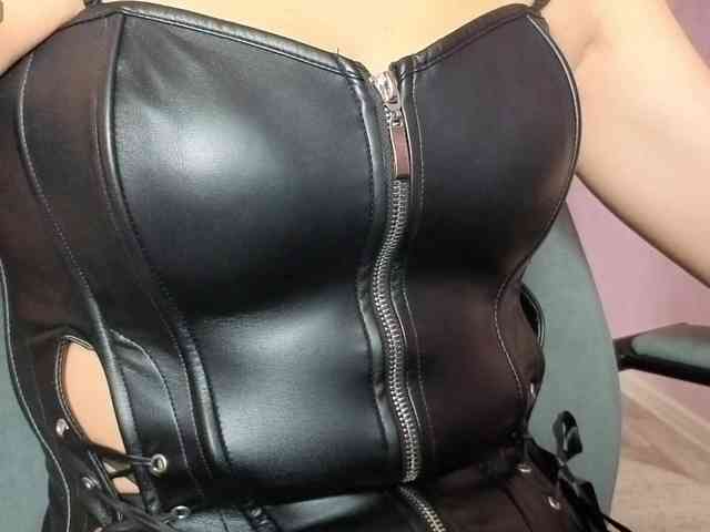 FemdomLadyMaria webcam