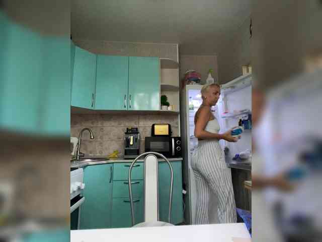 FemdomLadyMaria webcam