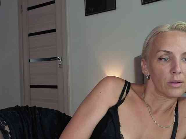 Alenaa Sex Cam Show