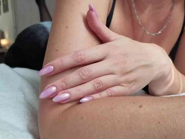 FemdomLadyMaria webcam
