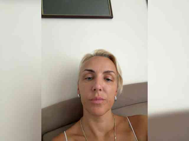 FemdomLadyMaria webcam