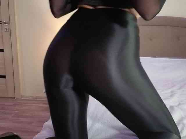 Model: FemdomLadyMaria