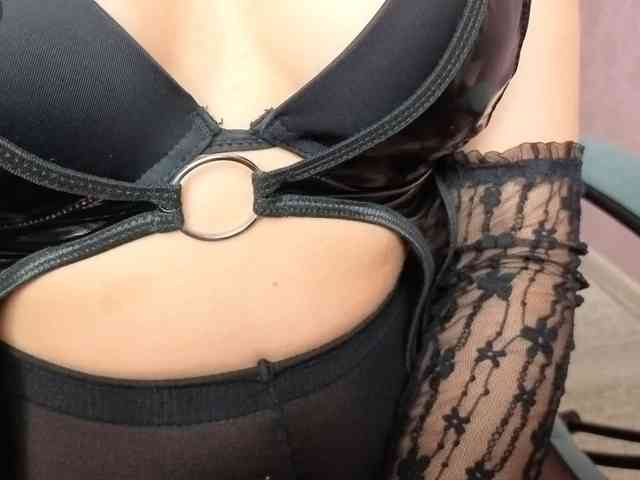LadyMariaNylons webcam