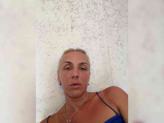 FemdomLadyMaria webcam