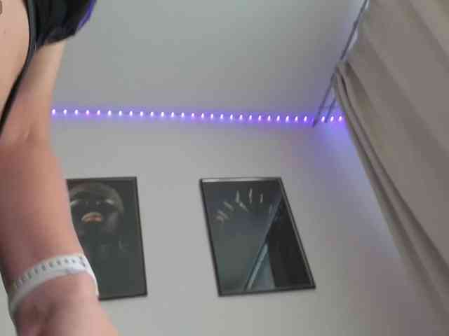 FemdomLadyMaria webcam