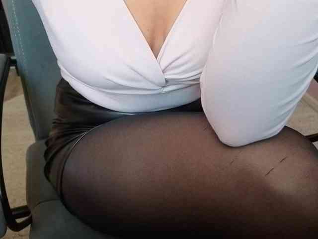FemdomLadyMaria webcam