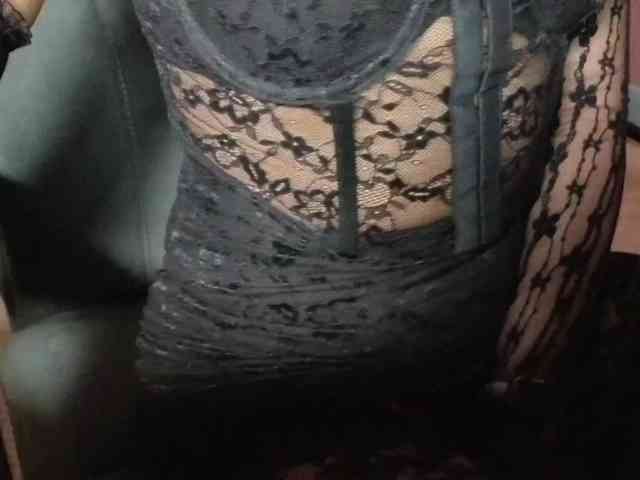 LadyMariaNylons webcam