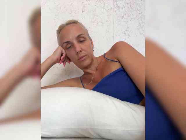 FemdomLadyMaria webcam