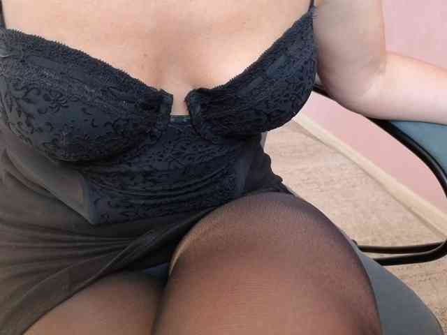 FemdomLadyMaria webcam