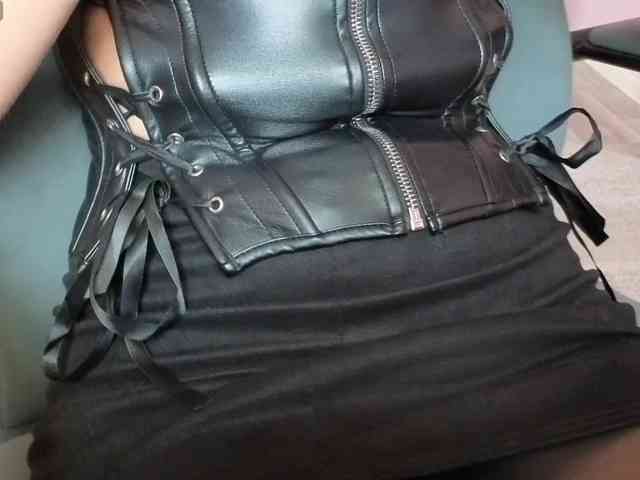 FemdomLadyMaria webcam