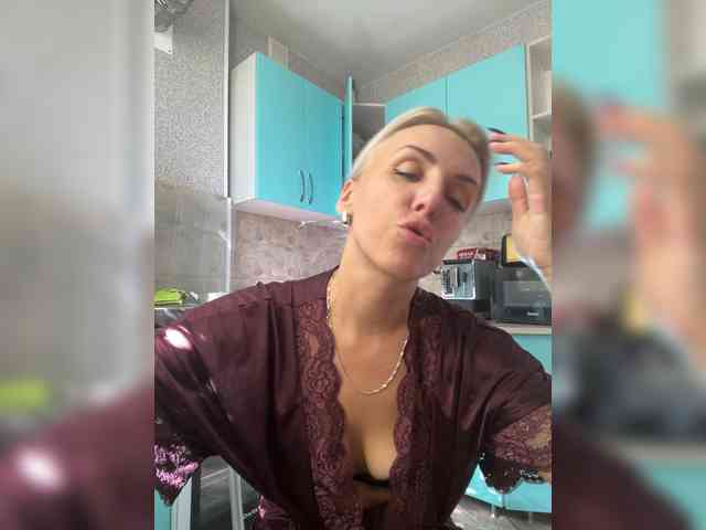 Alenaa bongacams