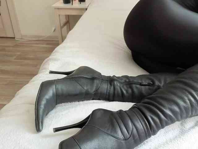 FemdomLadyMaria webcam