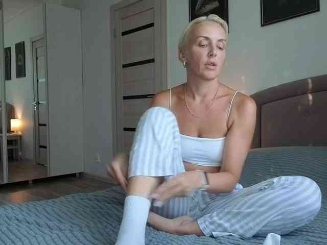 FemdomLadyMaria webcam