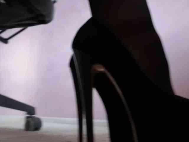 LadyMariaNylons webcam