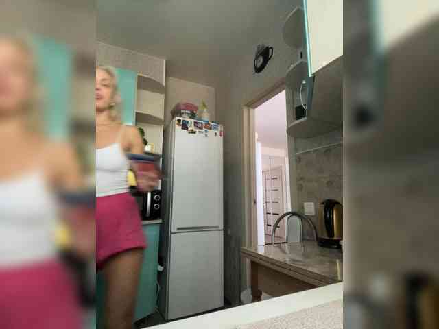 FemdomLadyMaria webcam