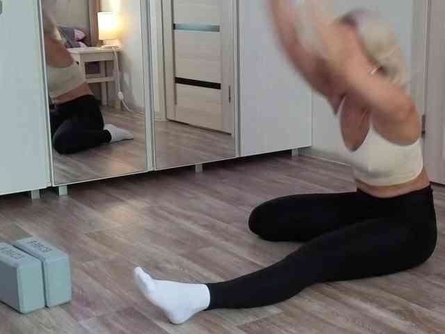 FemdomLadyMaria webcam