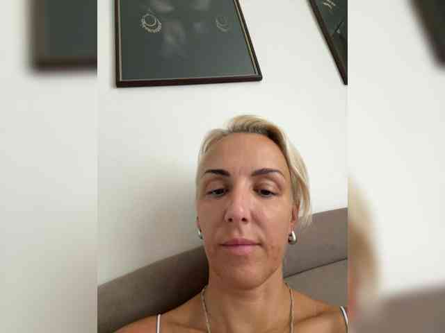FemdomLadyMaria webcam