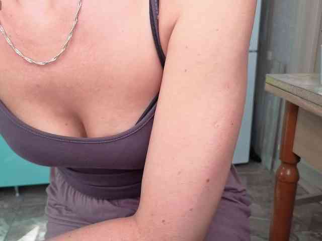 FemdomLadyMaria webcam