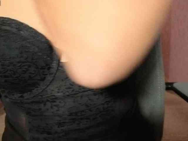 LadyMariaNylons webcam