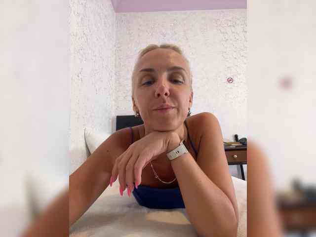 FemdomLadyMaria webcam