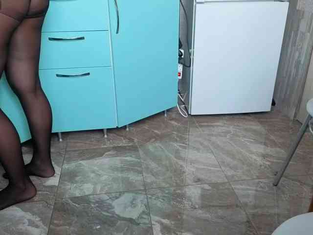 LadyMariaNylons webcam