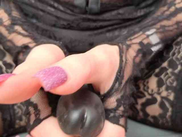 LadyMariaNylons webcam